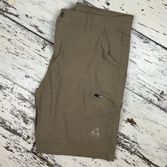 Gerry Cargo shorts men’s 40 flat front, 
side & back pockets w/ zippers - Picture 1 of 7